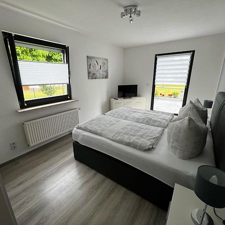 Haus Am Bodden Apartment Fuhlendorf  ภายนอก รูปภาพ